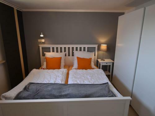Cozy Apartment In Robertsdorf With Garden