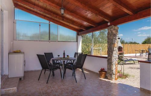 One-bedroom Holiday Home In Bilice