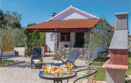 One-bedroom Holiday Home In Bilice