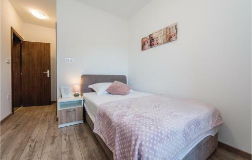 Four-bedroom Holiday Home In Bilice