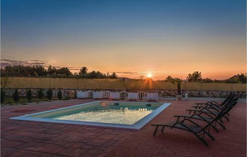 Four-bedroom Holiday Home In Bilice