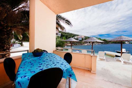 Apartments By The Sea Savar (dugi Otok) - 8128
