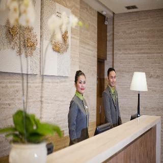 Hotel Grand Whiz Kelapa Gading