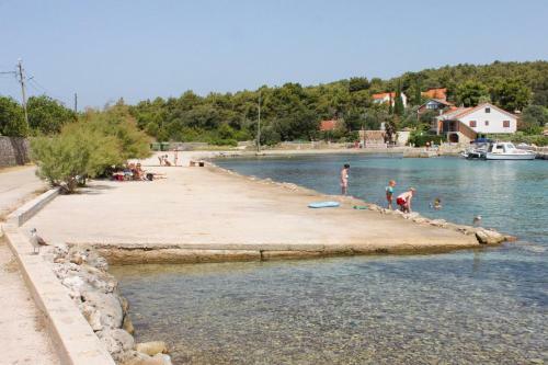 Apartments By The Sea Zdrelac (pasman) - 8307