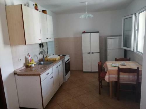 Apartment Metajna 4127b