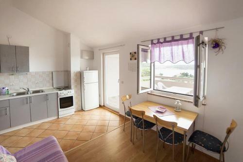 Apartments With A Parking Space Caska (pag) - 4089