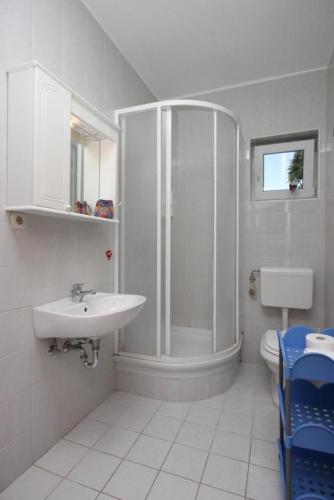 Apartments With A Parking Space Caska (pag) - 4089