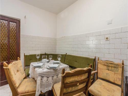 0-bedroom Apartment In Stara Baska 1