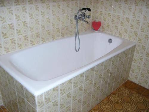 Hostal Rooms With A Parking Space Starigrad (paklenica) - 11452