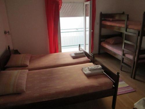 Hostal Rooms With A Parking Space Starigrad (paklenica) - 11452
