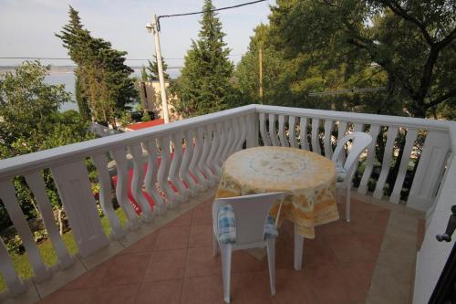 Hostal Double Room Starigrad 6588c