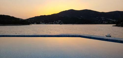 Apartments Ponta Magdalena