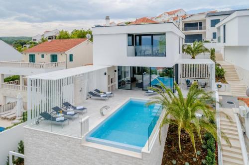 Seaside Luxury Villa With A Swimming Pool Sutivan (brac) - 16171