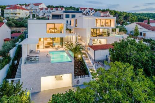 Seaside Luxury Villa With A Swimming Pool Sutivan (brac) - 16171