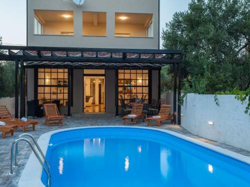 Spacious Villa In Sveti Petar Na Moru With Pool