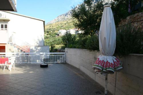 Apartments With A Parking Space Stanici (omis) - 2818