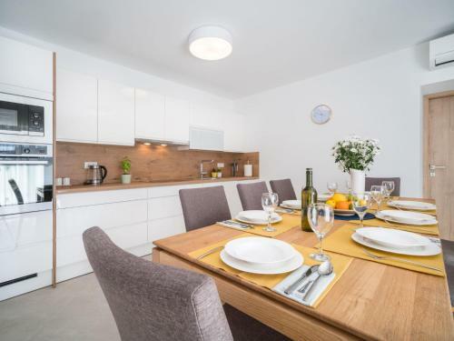 Holiday Home Villa Coriticum Otium