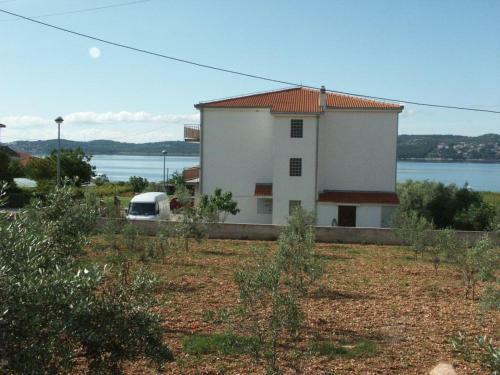 Apartments By The Sea Seget Donji (trogir) - 2041