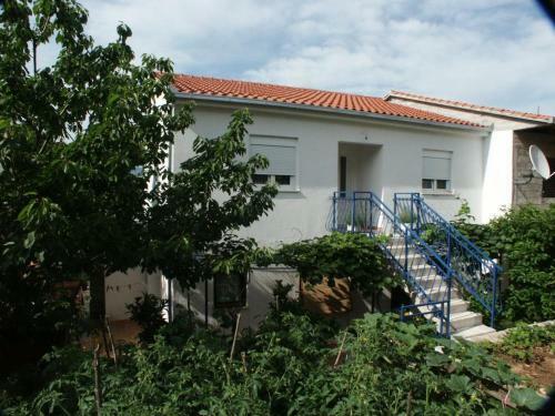 Apartment Mastrinka 2084b