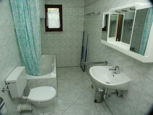 Apartment Mastrinka 2050b
