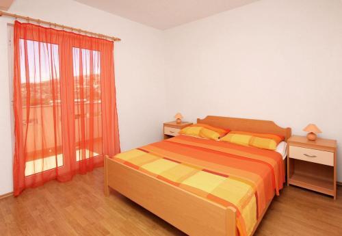Apartments With Wifi Seget Vranjica (trogir) - 4870