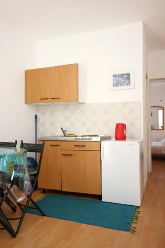 Apartments With A Parking Space Trpanj (peljesac) - 10180