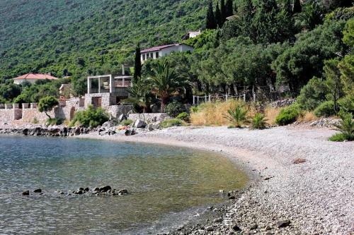 Apartment Trpanj 10083c