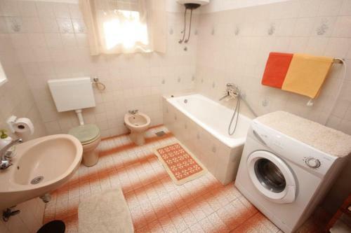Apartment Ugljan 8519a