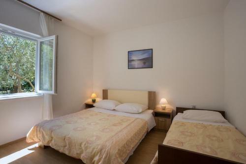 Apartment Ugljan 8241c