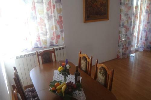 Apartments With A Parking Space Valica (umag) - 7122