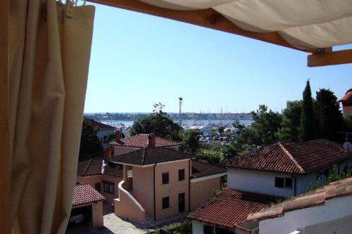 Apartments By The Sea Umag - 2549