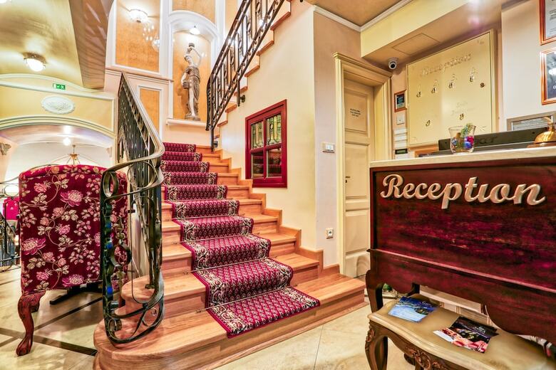 Bed & Breakfast Arbia Dorka Heritage Palace