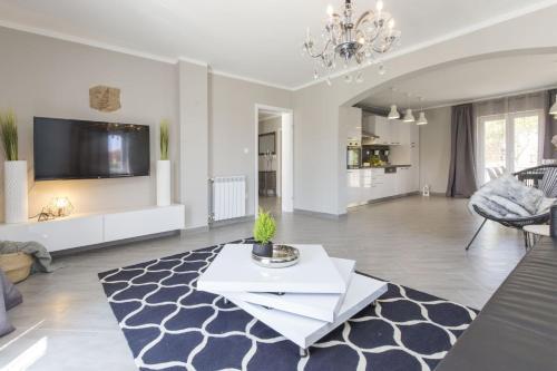 Holiday Home In Becici 35609