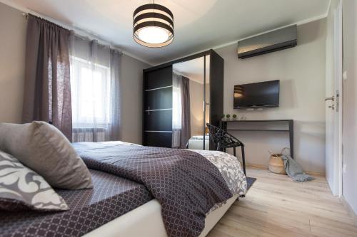 Holiday Home In Becici 35609