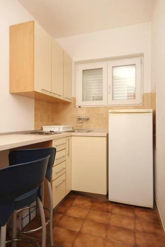 Apartments With A Parking Space Viganj (peljesac) - 10188