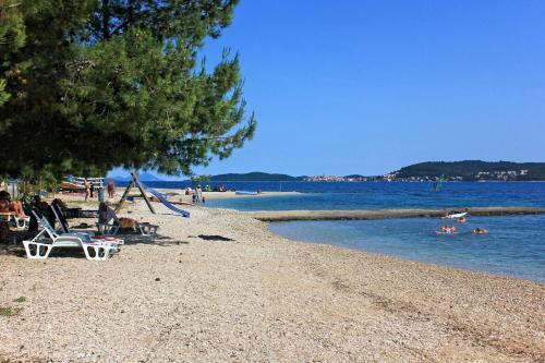 Apartments With A Parking Space Viganj (peljesac) - 10188