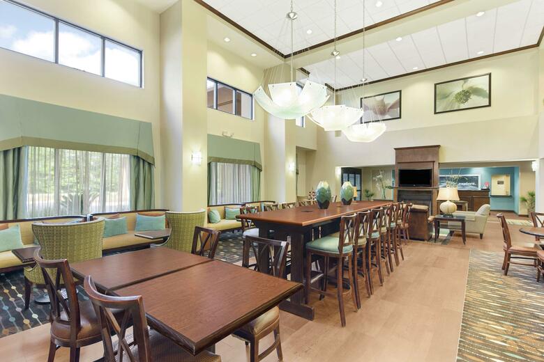Hotel Hampton Inn And Suites Savannah-airport