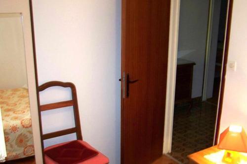 Apartments By The Sea Vinisce (trogir) - 4288