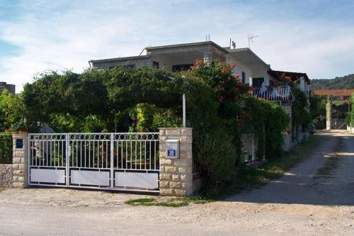 Apartment Vinisce 4288b