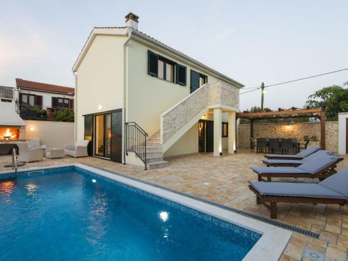 Villa Ive