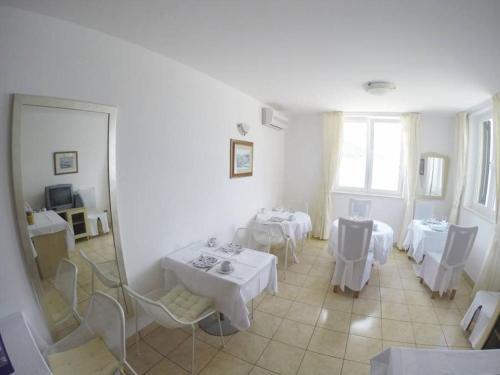 Apartment Vinjerac 3093h