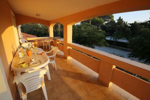 Apartments Nikaia