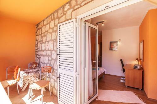 Apartamentos Over The Sea In Vis Town