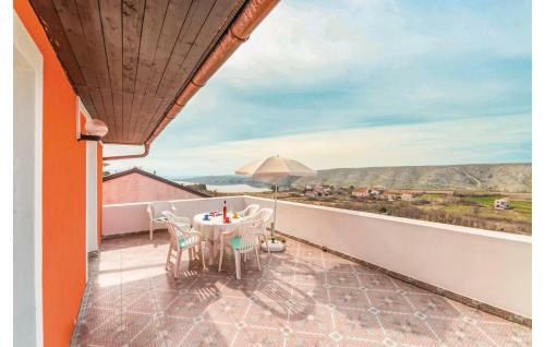 Two-bedroom Apartment In Vlasici
