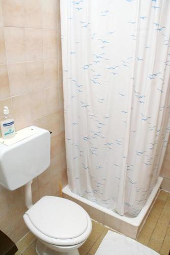 Hostal Rooms By The Sea Vodice - 4228