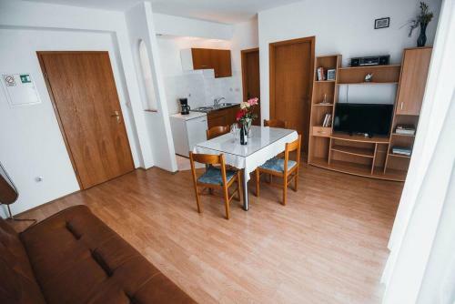 Apartments With A Parking Space Vodice - 15734