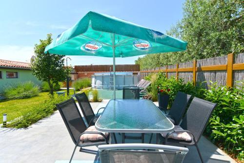 House Rudi 1504