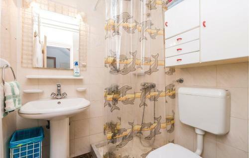 Four-bedroom Holiday Home In Volosko