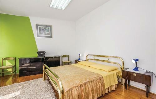 Four-bedroom Holiday Home In Volosko