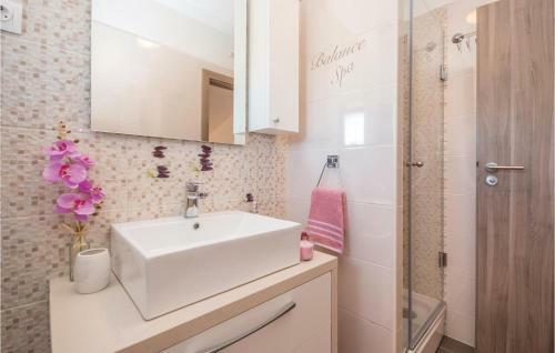 Holiday Home Pakostane 10